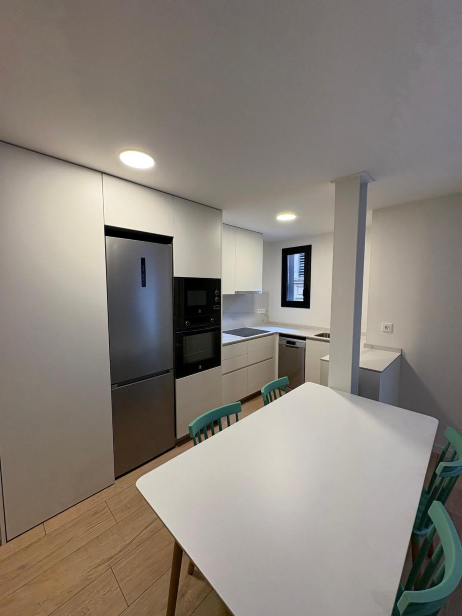 Reusia Apartaments Eksteriør bilde